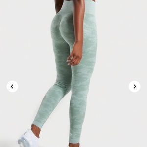 medium gymshark camo seamless leggings sage green